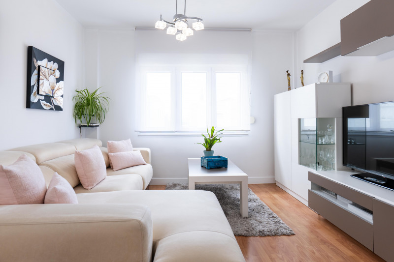 VENTA VIVIENDA 2 DORMITORIOS EXTERIOR CALLE MARIA CRISTINA 15 5º GIJON  165.000 €