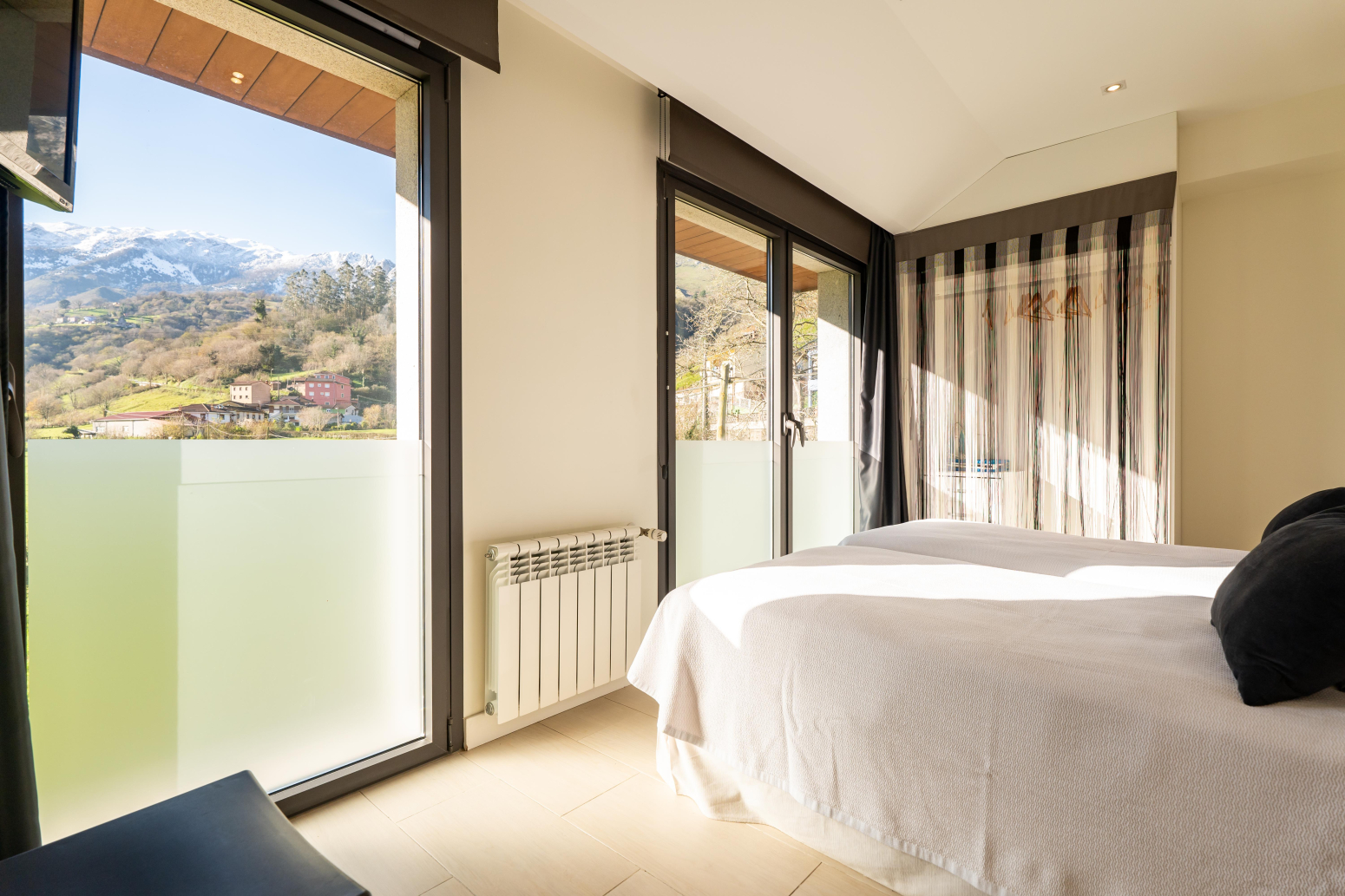 Edificios-Venta-MorcÃ­n-1293836-Foto-13