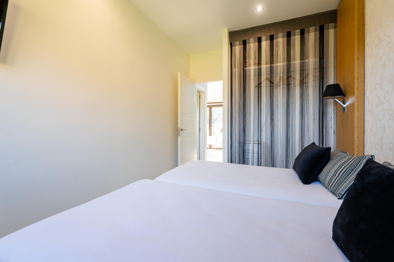 Edificios-Venta-MorcÃ­n-1293836-Foto-59