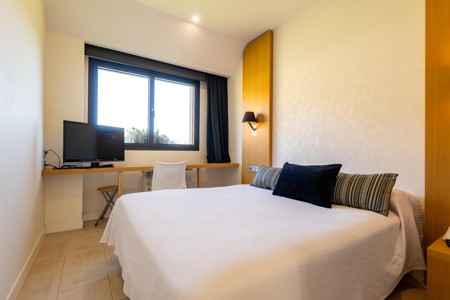 Edificios-Venta-MorcÃ­n-1293836-Foto-12