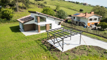 VENTA PRECIOSO CHALET A ESTRENAR A 10 KM DE GIJÓN