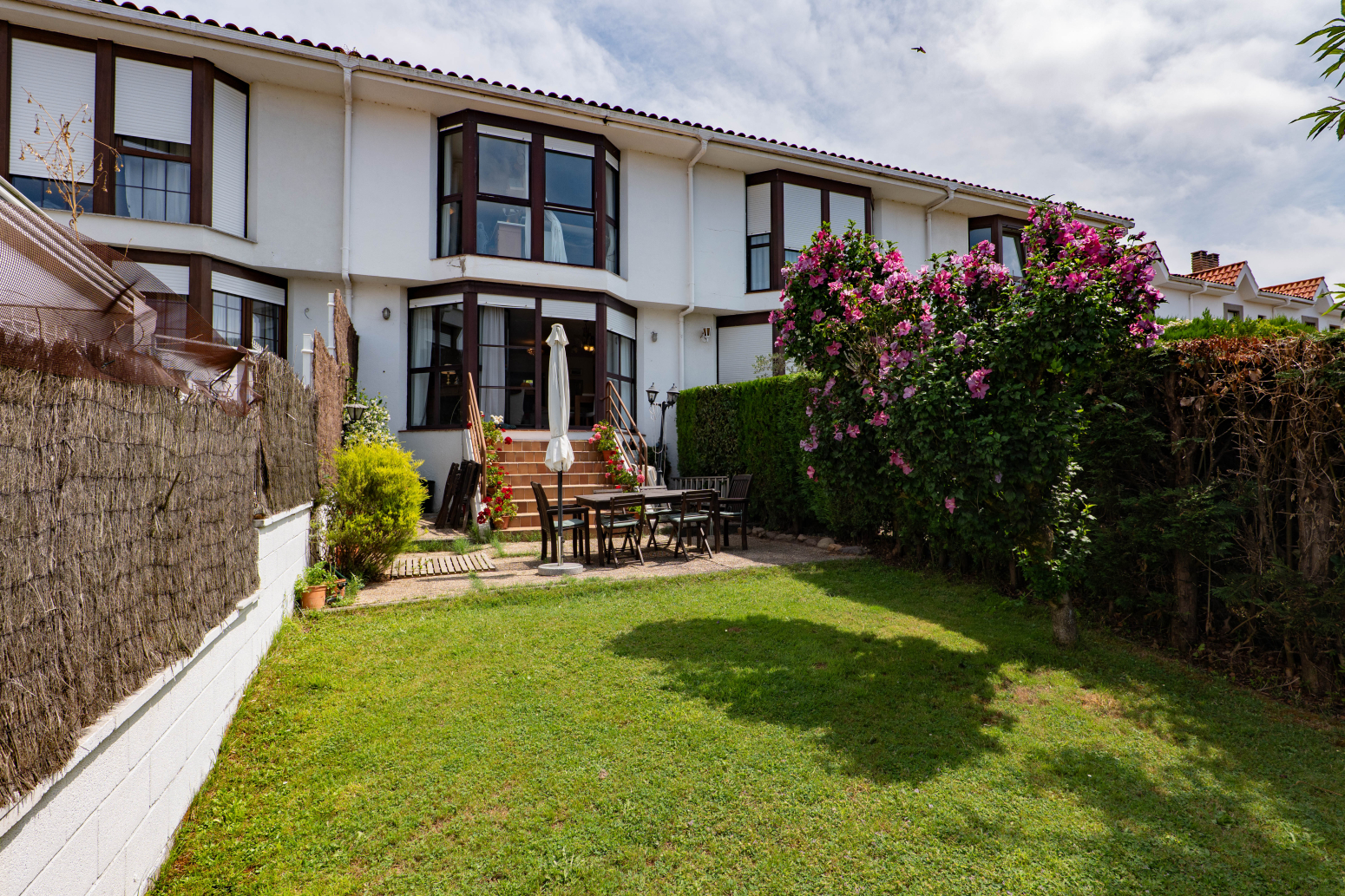 casas--chalets en fresneda-la · camino-de-los-tejos-23 398000€