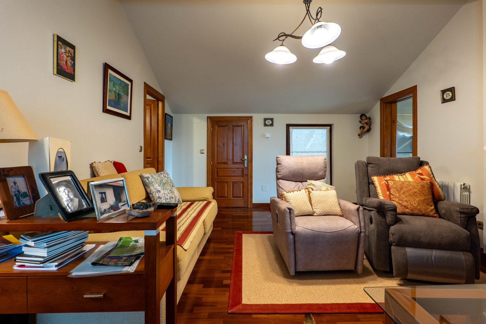 casas--chalets en carenes · barrio-de-silva-13 595000€