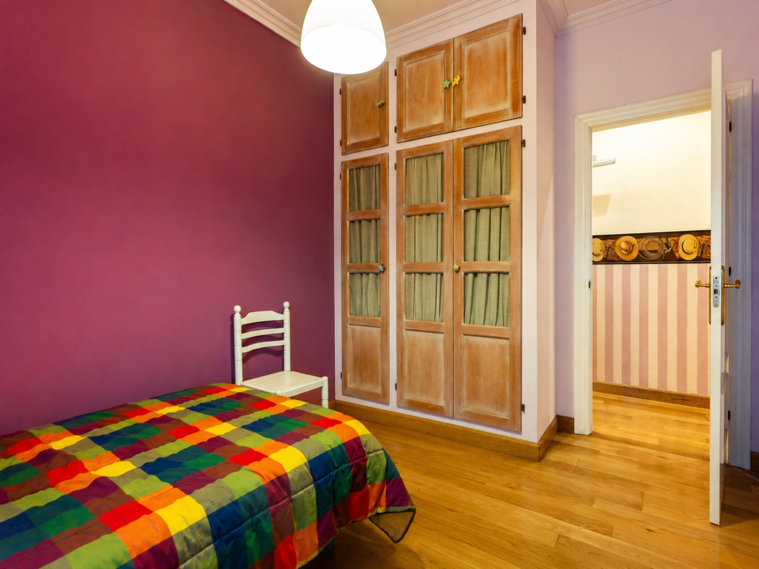 VENTA AMPLIO Y ELEGANTE PISO EN EL CENTRO DE GIJÓN