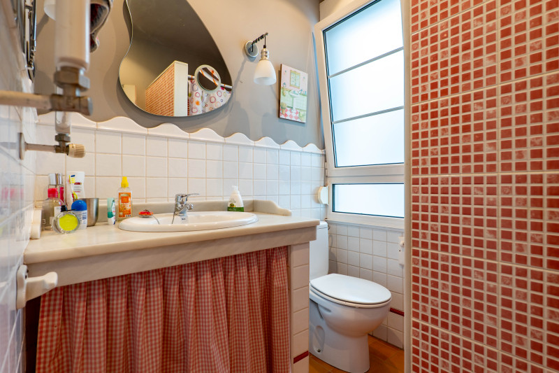 VENTA AMPLIO Y ELEGANTE PISO EN EL CENTRO DE GIJÓN
