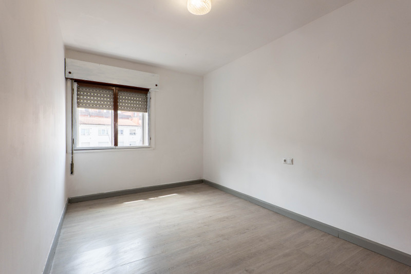 VENTA PISO AMPLIO y LUMINOSO EN EL CORAZÓN DEL LLANO
