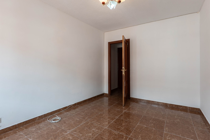 VENTA PISO AMPLIO y LUMINOSO EN EL CORAZÓN DEL LLANO
