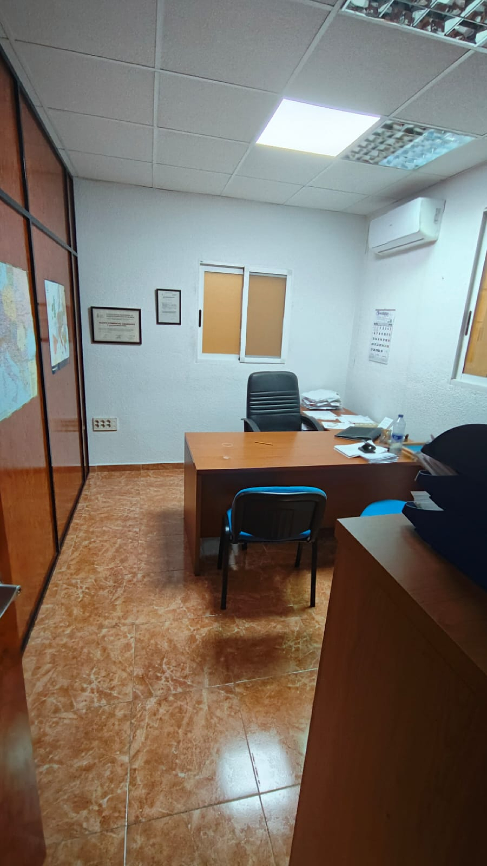 Naves-Alquiler-Alaquas-2364709-Foto-18