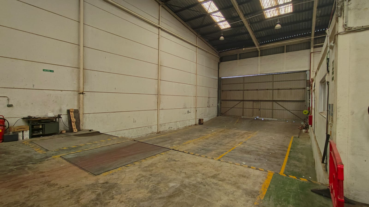 Naves-Alquiler-Alaquas-2364709-Foto-5