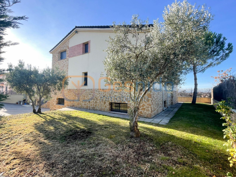 Casas o chalets-Venta-La Lastrilla-2290914