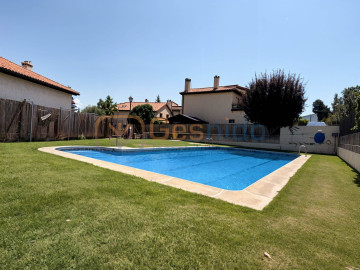 Pisos-Venta-La Losa-2356428-Foto-1-Carrousel