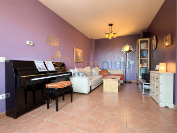 Pisos-Venta-La Losa-2356428-Foto-2-Carrousel