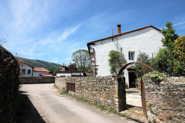 Casas o chalets-Venta-Cabezón de la Sal-1096835