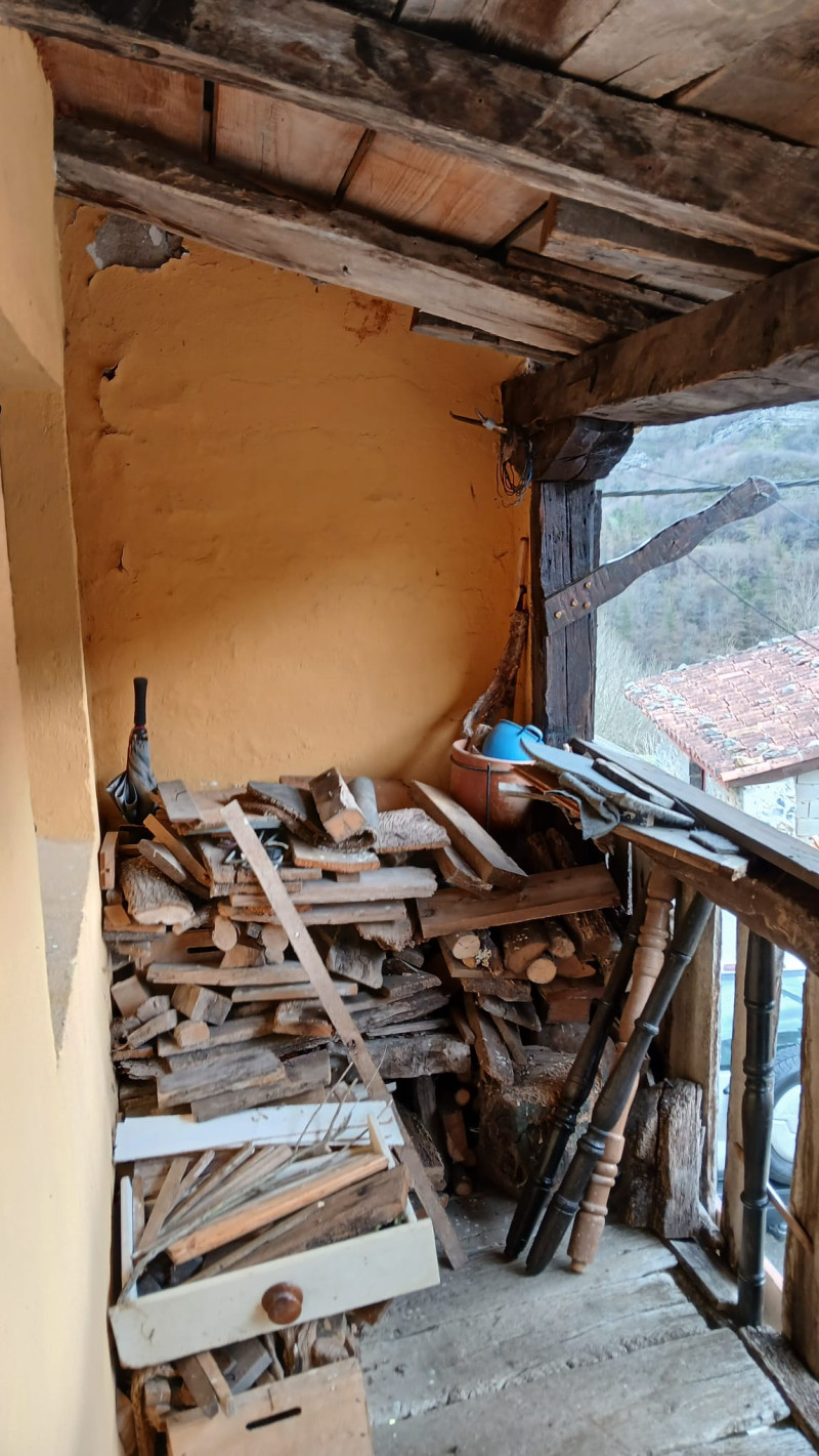 CASA EN TUDANCA PARA REFORMAR