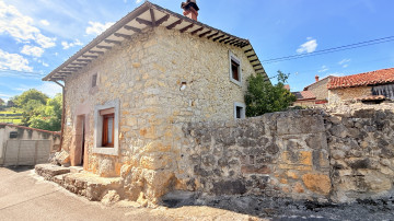CASA INDEPENDIENTE CON JARDIN EN BIELBA