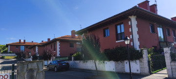 Pisos-Venta-Val de San Vicente-2355140-Foto-1-Carrousel