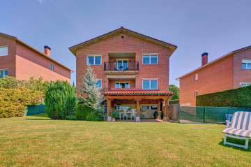 Casas o chalets-Venta-Aranguren-1711091