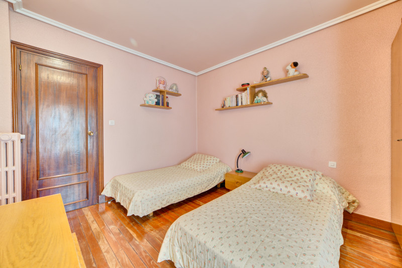 Pisos en Venta en Burlada-Burlata con 4 habitaciones, MAYOR, 33