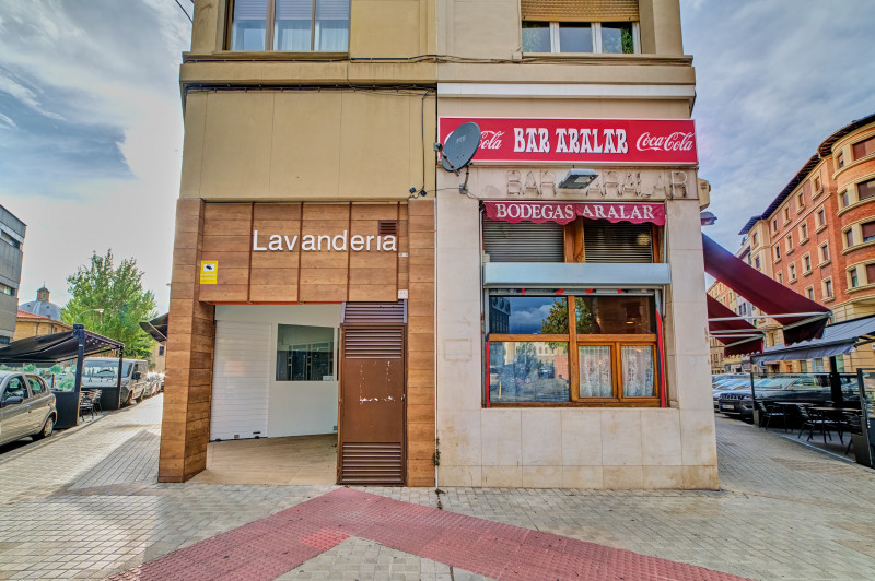 Negocios en Venta en Pamplona-Iruña en zona 2 Ensanche, CALLE ARALAR, 50