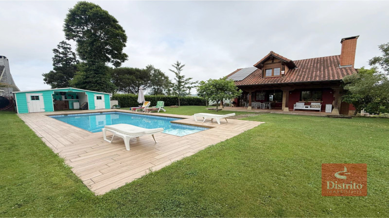 Chalet individual con piscina en Boo de Piélagos