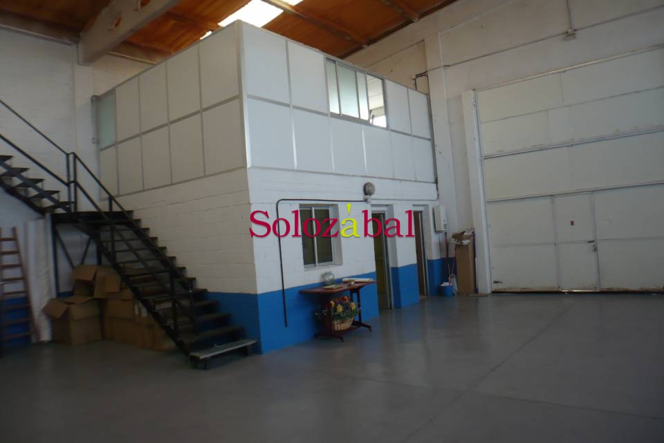 Naves-Alquiler-Viana-395329-Foto-1