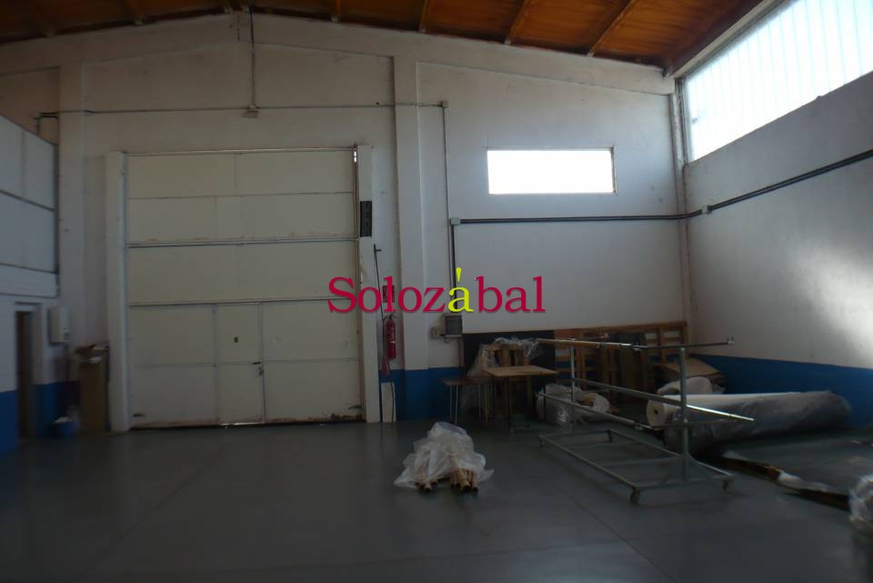 Naves-Alquiler-Viana-395329-Foto-11