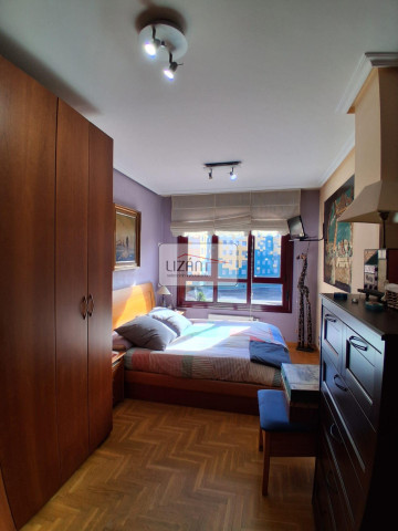 Pisos-Venta-Oviedo-1660135-Foto-10-Carrousel