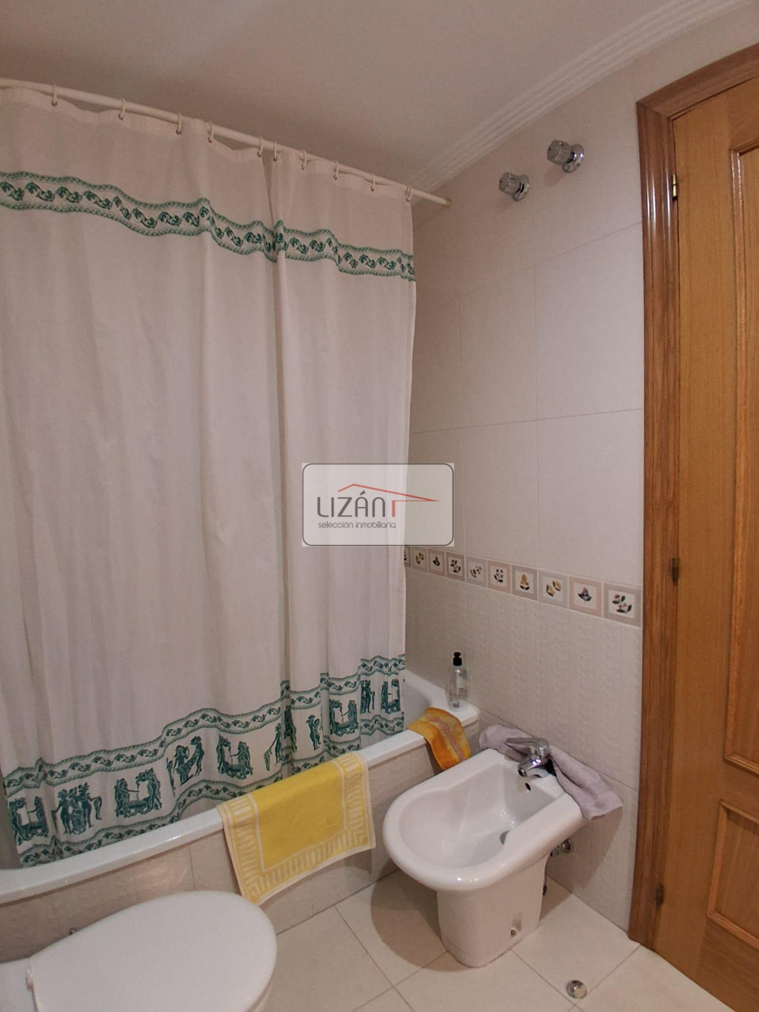 Pisos-Venta-Oviedo-1660135-Foto-13