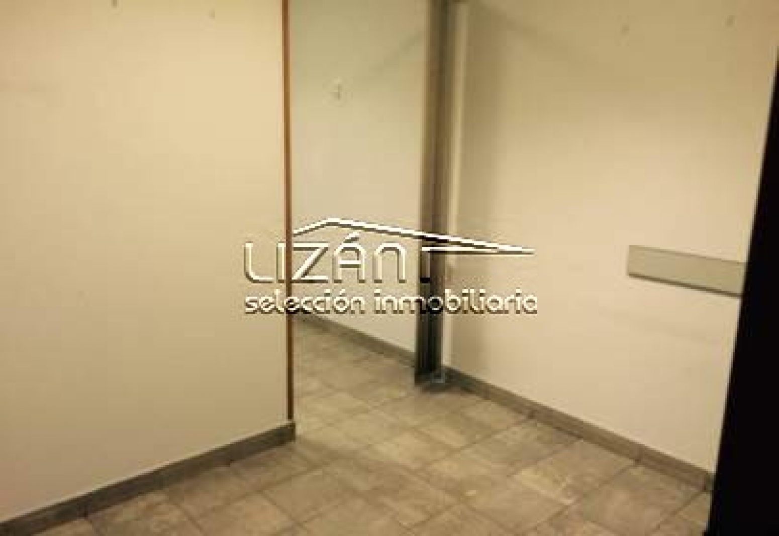 Locales-Venta-Oviedo-306190-Foto-16