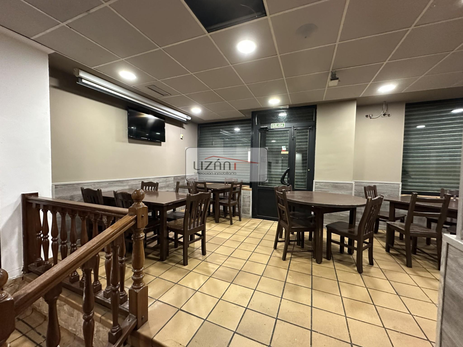 Locales-Venta-Oviedo-306210-Foto-19