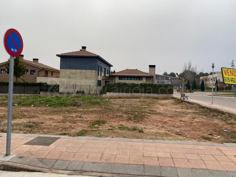 Fincas y solares en Navarrete