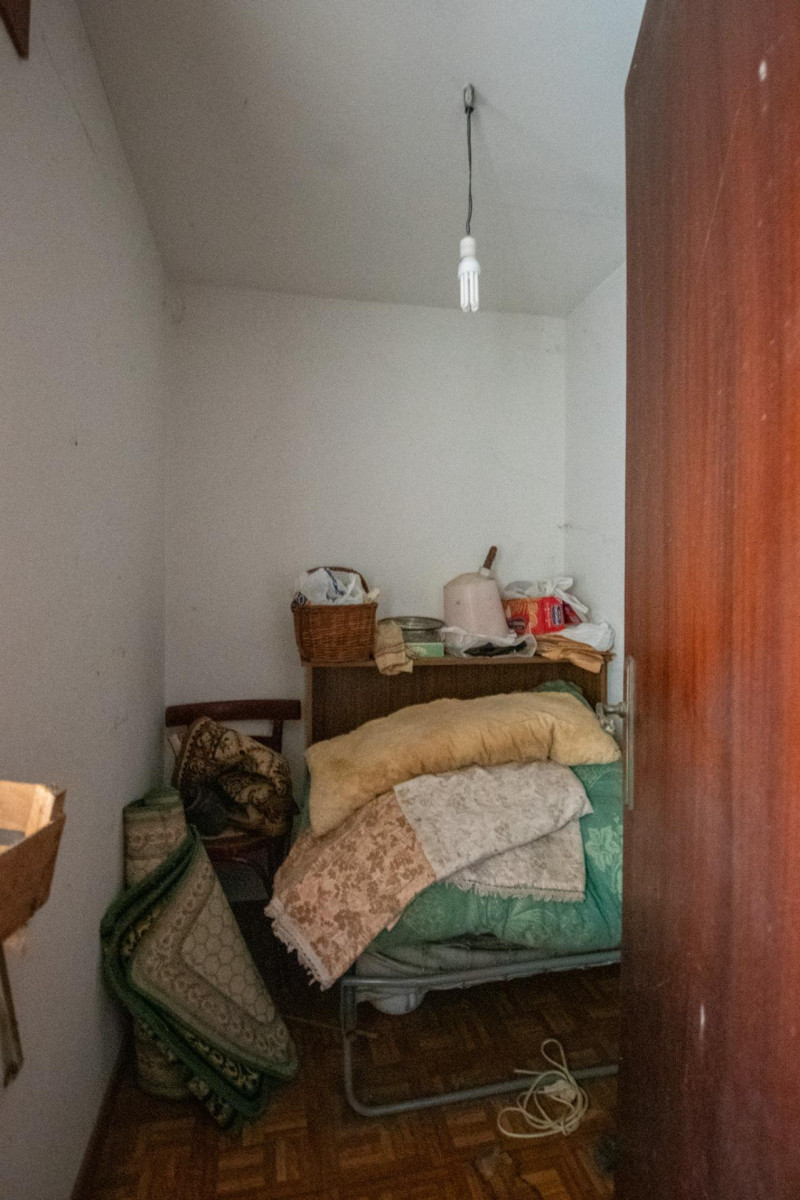 Casa para reformar con cuadra, fincas rústicas y monte de eucaliptos.