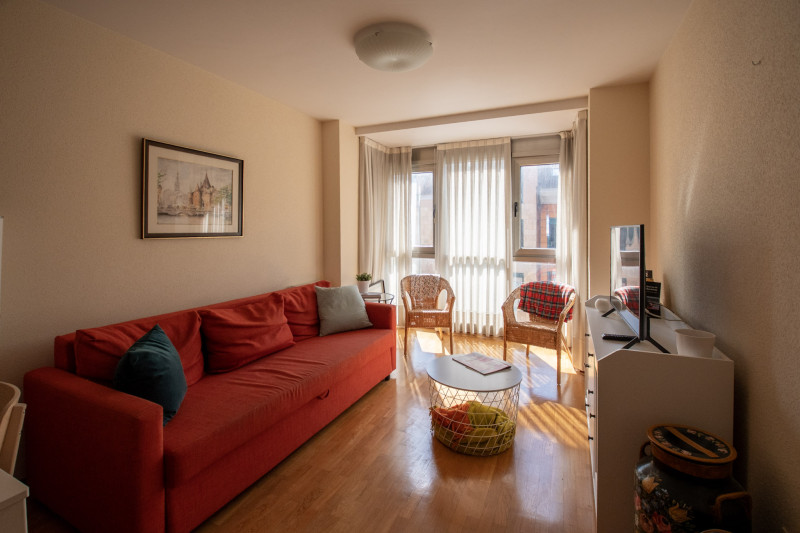 Elegant Studio Living (Demo)