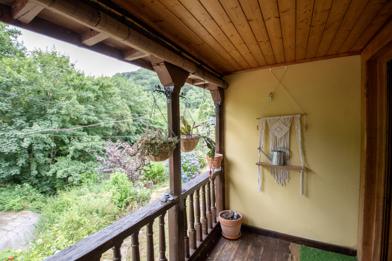 Casa independiente con jardín en Cabranes-Asturias