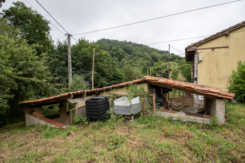 Casa independiente con jardín en Cabranes-Asturias