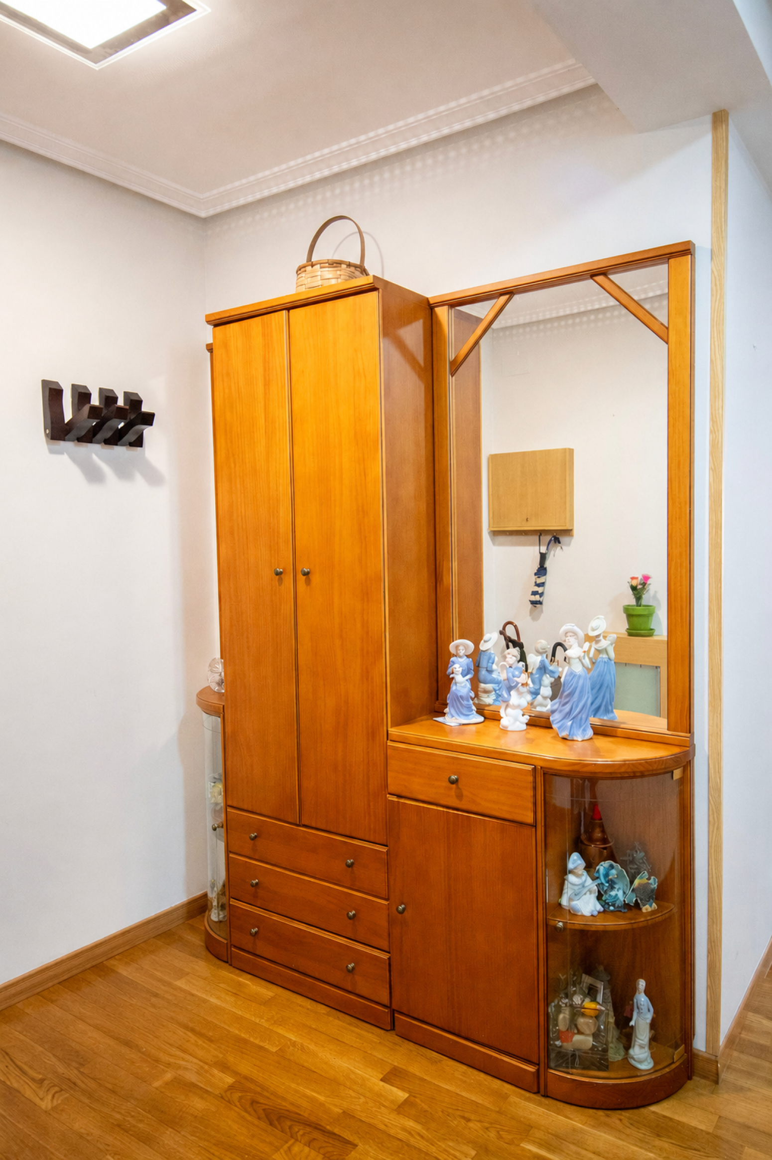 Venta de piso adoptado de  tres dormitorios con vistas a la Ría de  Ribadesella.