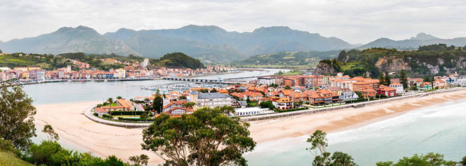 Venta de piso adoptado de  tres dormitorios con vistas a la Ría de  Ribadesella.