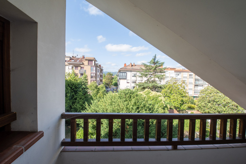 Venta de casa independiente en el centro del casco urbano de Villaviciosa-Asturias