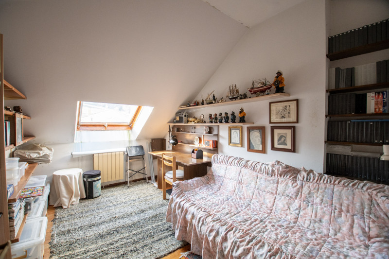 Venta de casa independiente en el centro del casco urbano de Villaviciosa-Asturias