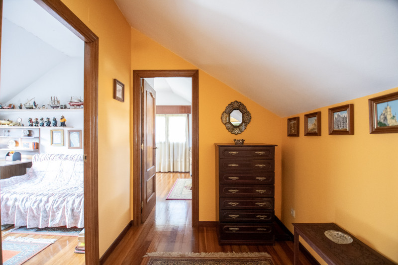 Venta de casa independiente en el centro del casco urbano de Villaviciosa-Asturias