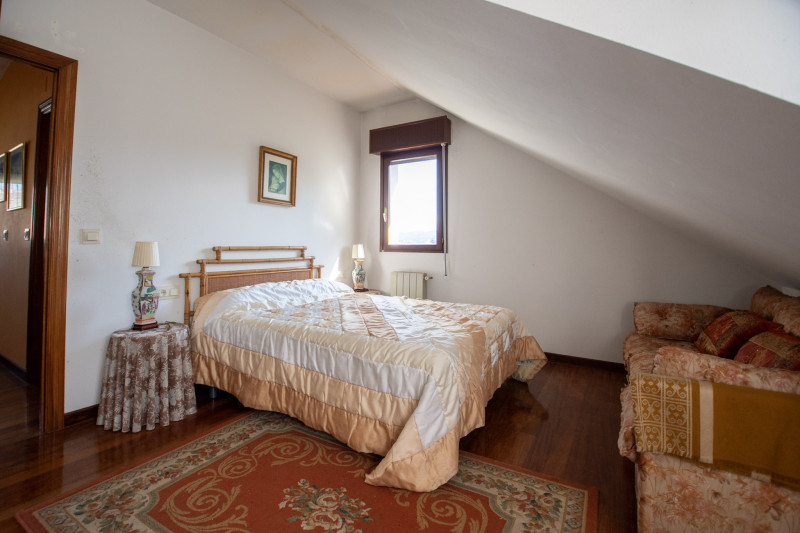 Venta de casa independiente en el centro del casco urbano de Villaviciosa-Asturias