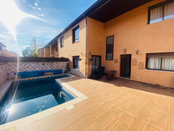 Casas o chalets-Venta-El Viso de San Juan-1476642