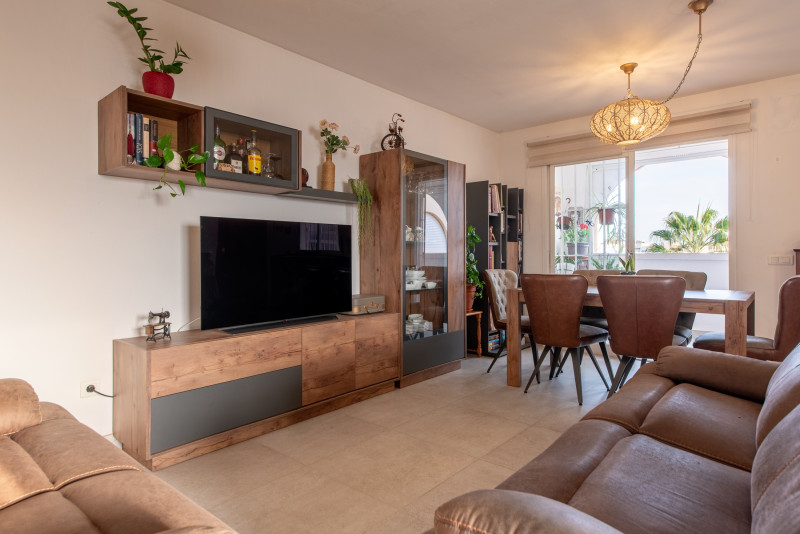 <p>Fully Renovated Penthouse with Private Rooftop Terrace and Sea Views in Santa Eulalia</p>