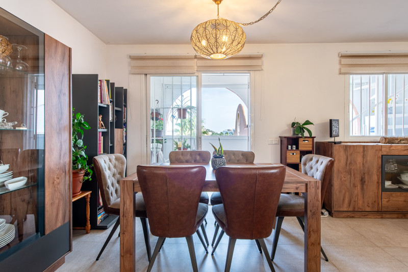 <p>Fully Renovated Penthouse with Private Rooftop Terrace and Sea Views in Santa Eulalia</p>