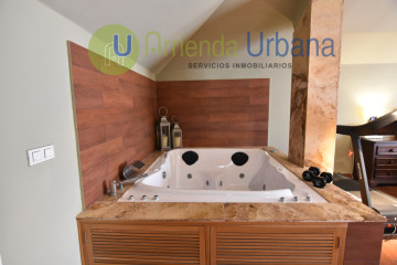 Jacuzzi