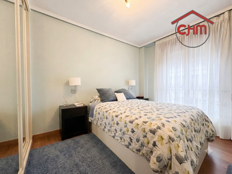 Elegant Studio Living (Demo)