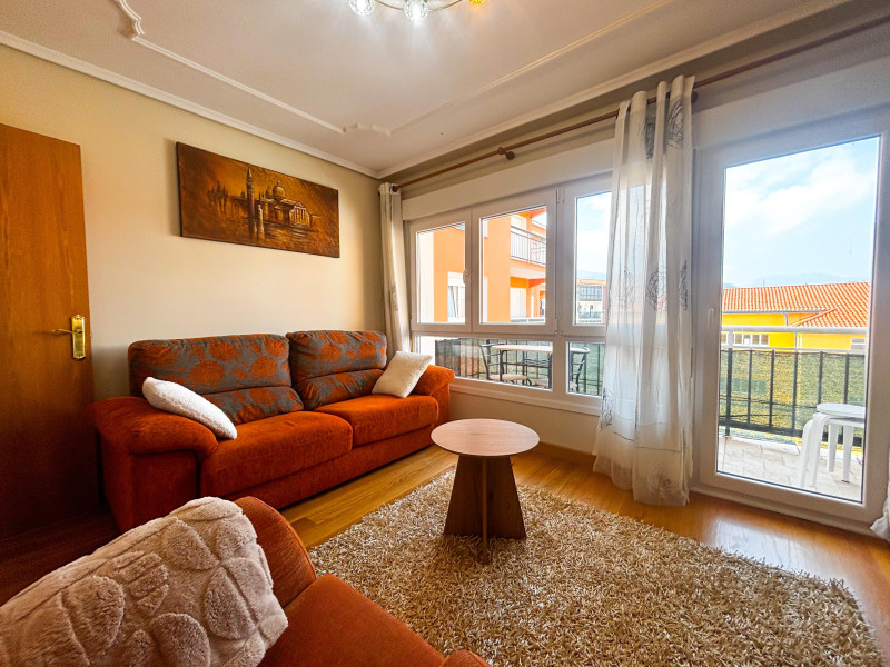SE VENDE PISO DE 3 DORMITORIOS EN COLINDRES