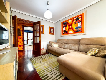 Pisos-Venta-Colindres-2348883-Foto-12-Carrousel