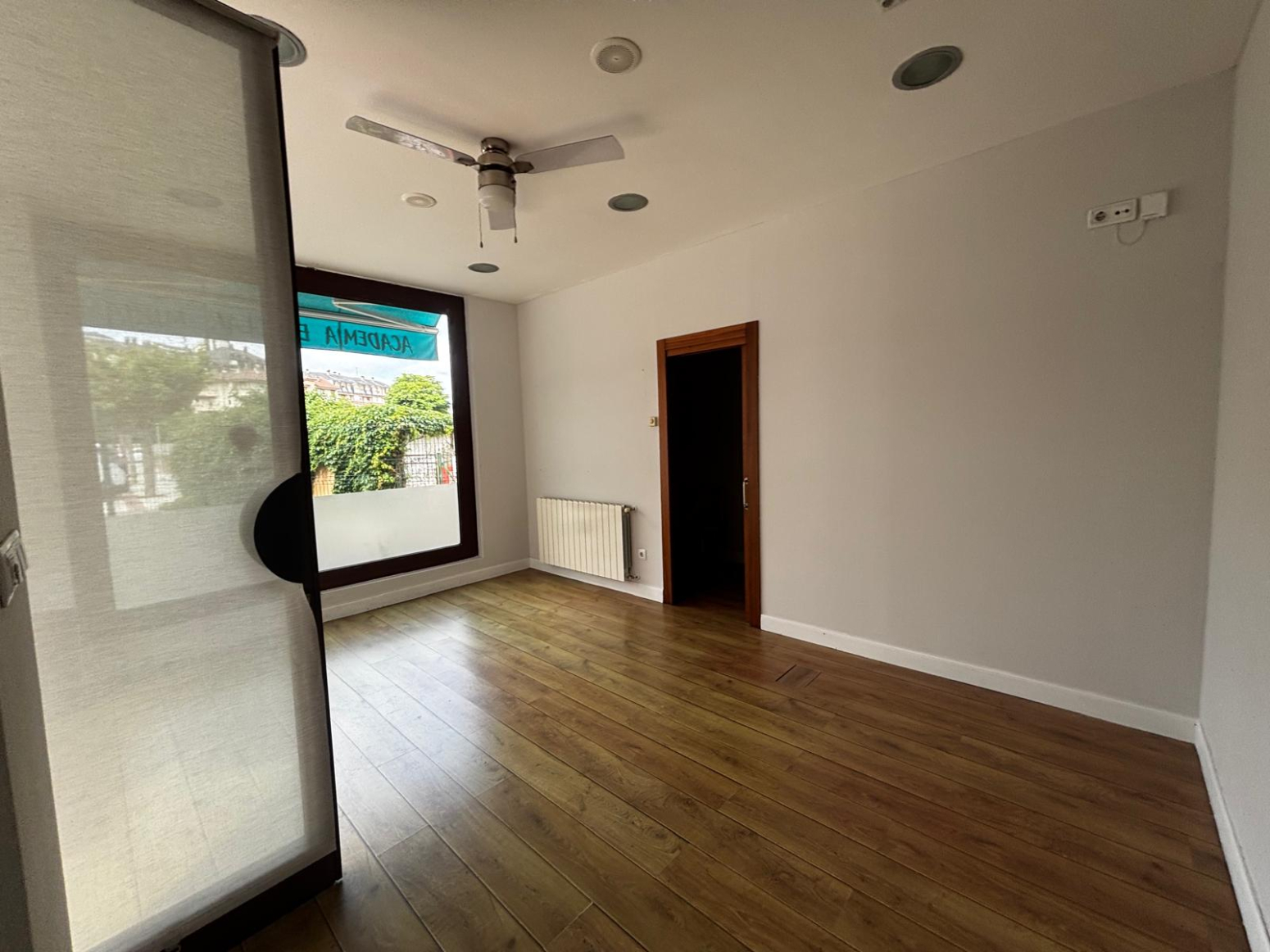 Locales-Alquiler-Colindres-2356866-Foto-2