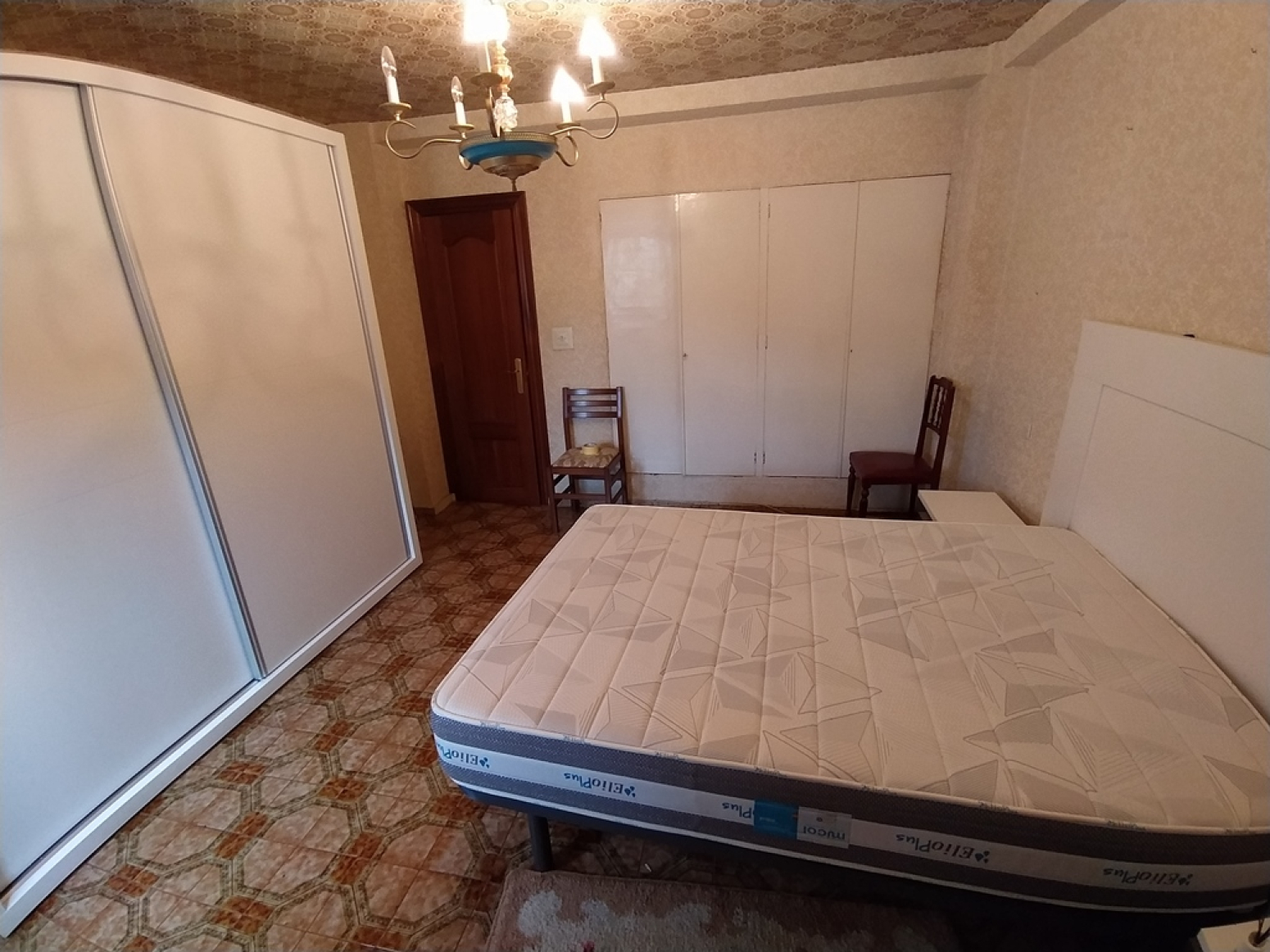 Pisos-Venta-AvilÃ©s-1508744-Foto-4